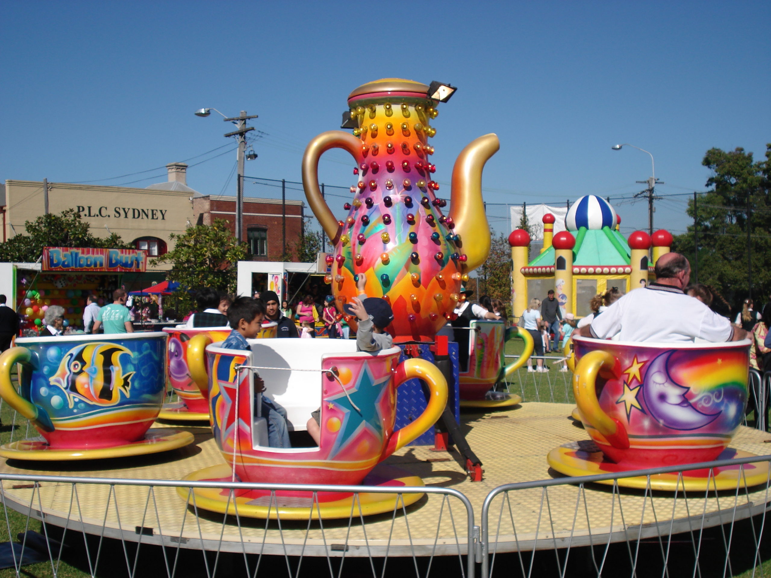 Tea Cup and Saucer carnival ride